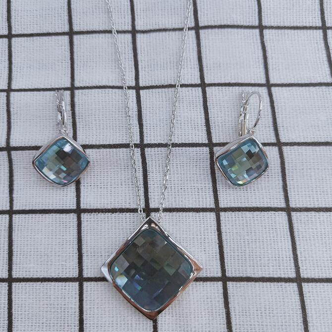 Classic Temperament Square Crystal Necklace Earrings suit European and American Retro Fashion Jewelry Cross-border E-commerce Supply