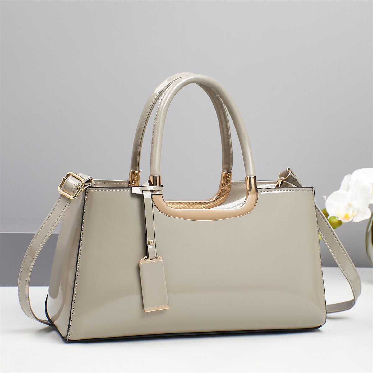 Luxury Designer Handbags High-End Evening Party Women Clutch Top Handle Underarm Bags Bright Patent PU Leather Crossbody Bags