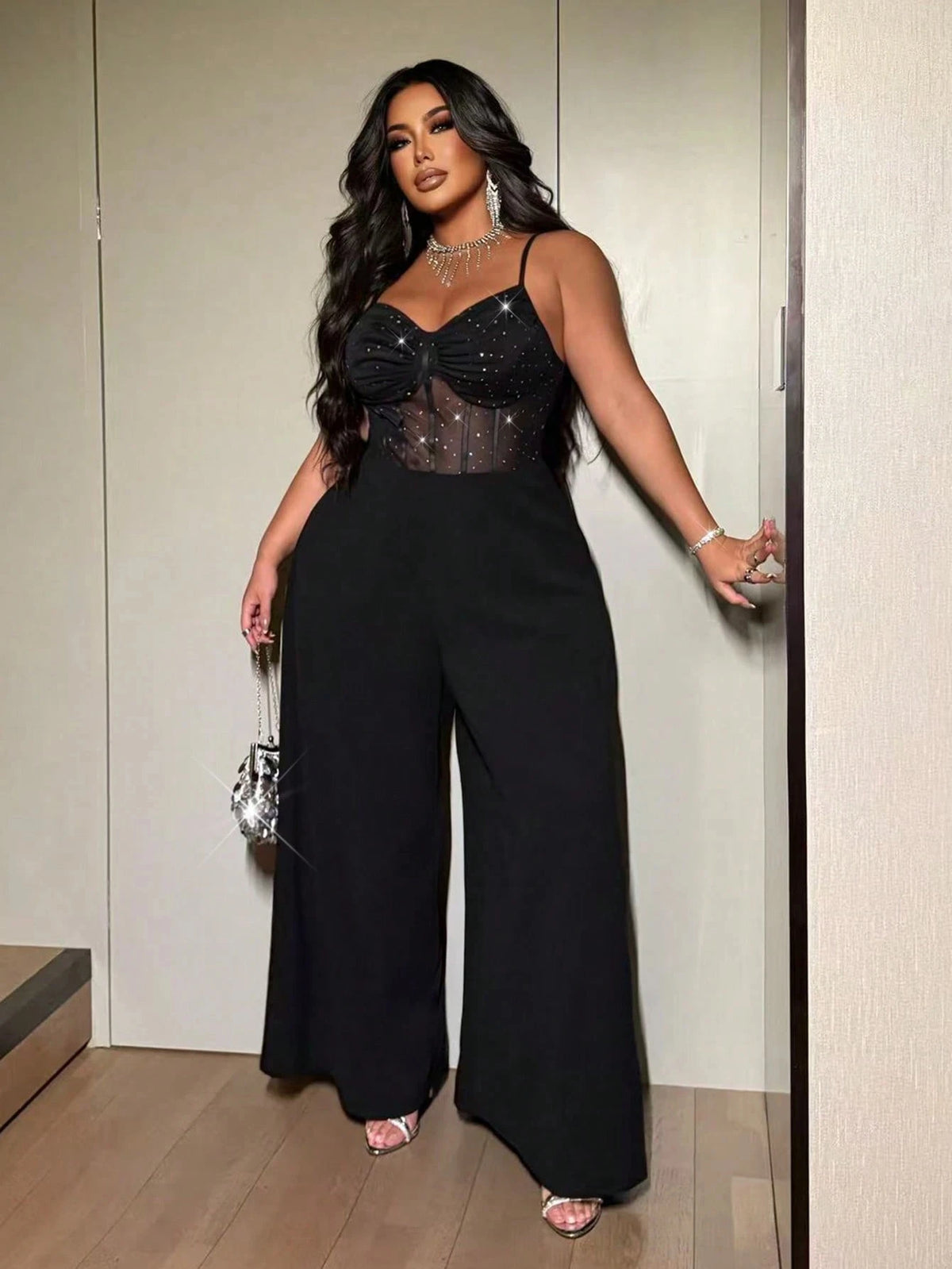 Plus-size women's sexy wide-leg jumpsuit, a stylish backless jumpsuit with shimmering stretch mesh, suitable for dates, parties