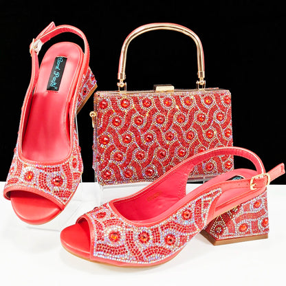 Queena Yan Square Heel Shoes! Hand-held Three-Dimensional Bag and Shoes Set From the Same Series/Open Toe Shoes and Evening Bag