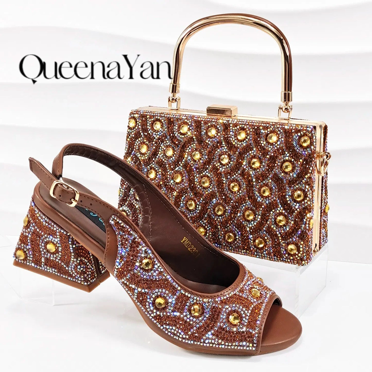 Queena Yan Square Heel Shoes! Hand-held Three-Dimensional Bag and Shoes Set From the Same Series/Open Toe Shoes and Evening Bag