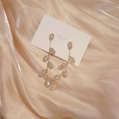 JUWANG Luxury Plated 14K Real Gold Leaves Earring Delicate Micro Inlaid Cubic Zircon CZ Stud Earrings Wedding Jewelry Pendant