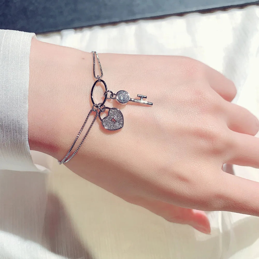 Korean Fashion Exquisite Luxury Lady Bracelets Buckle AAA Top Quality Bangles Shine Women Trend Charm Jewelry Romantic Pendant
