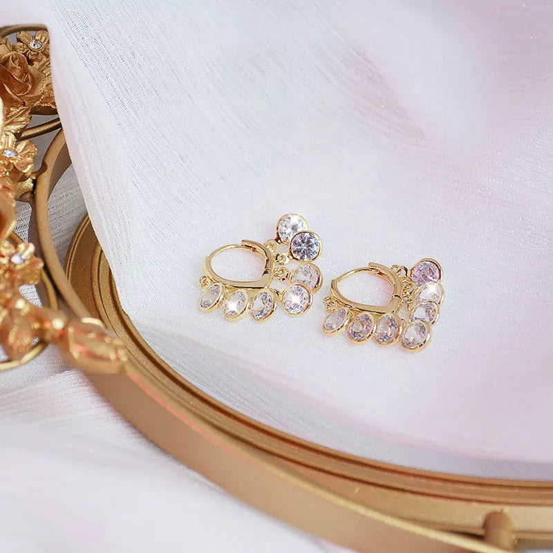 2023 New French Fashion Earring Temperament Luxury Top Quality Zircon Earrings 2021 Trend Personalized Luxury Jewelry Pendant
