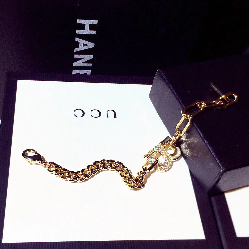 New Fashion Japan Korea Super Shine Rhinestone Word Bracelets Temperament Charm Bracelets on Hand Luxury Jewelry Accessories