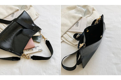 2026 New Design Handbags Women Shoulder Bag Soft Synthetic Leather Crossbody Large Capacity Fashion Female Underarm Bags