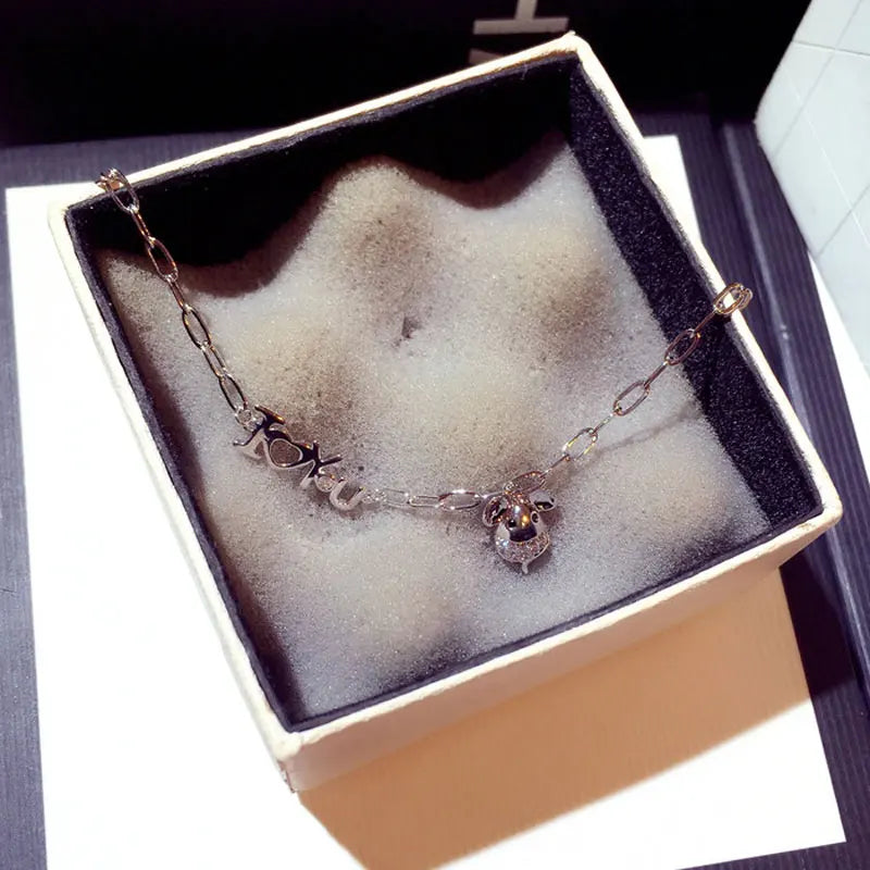 Korean Fashion Exquisite Luxury Lady Bracelets Buckle AAA Top Quality Bangles Shine Women Trend Charm Jewelry Romantic Pendant