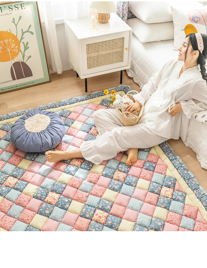 Large Thick Cotton Quilted Rugs for Living Room Anti Slip Bedroom Bedside Carpet Rugs Winter Warm Floral Print Tatami Floor Mats