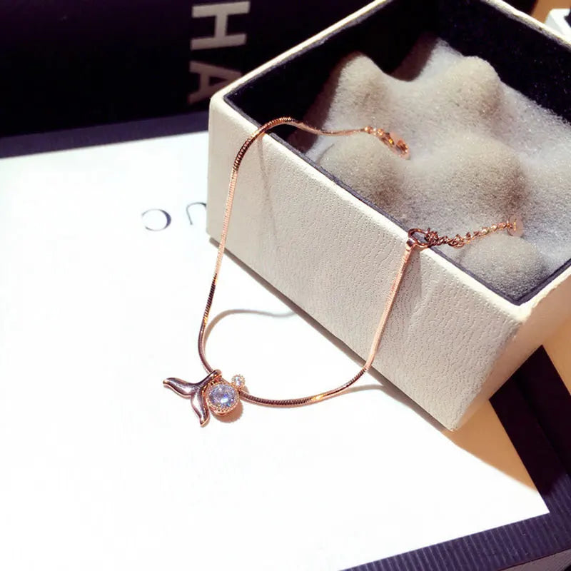 Korean Fashion Exquisite Luxury Lady Bracelets Buckle AAA Top Quality Bangles Shine Women Trend Charm Jewelry Romantic Pendant