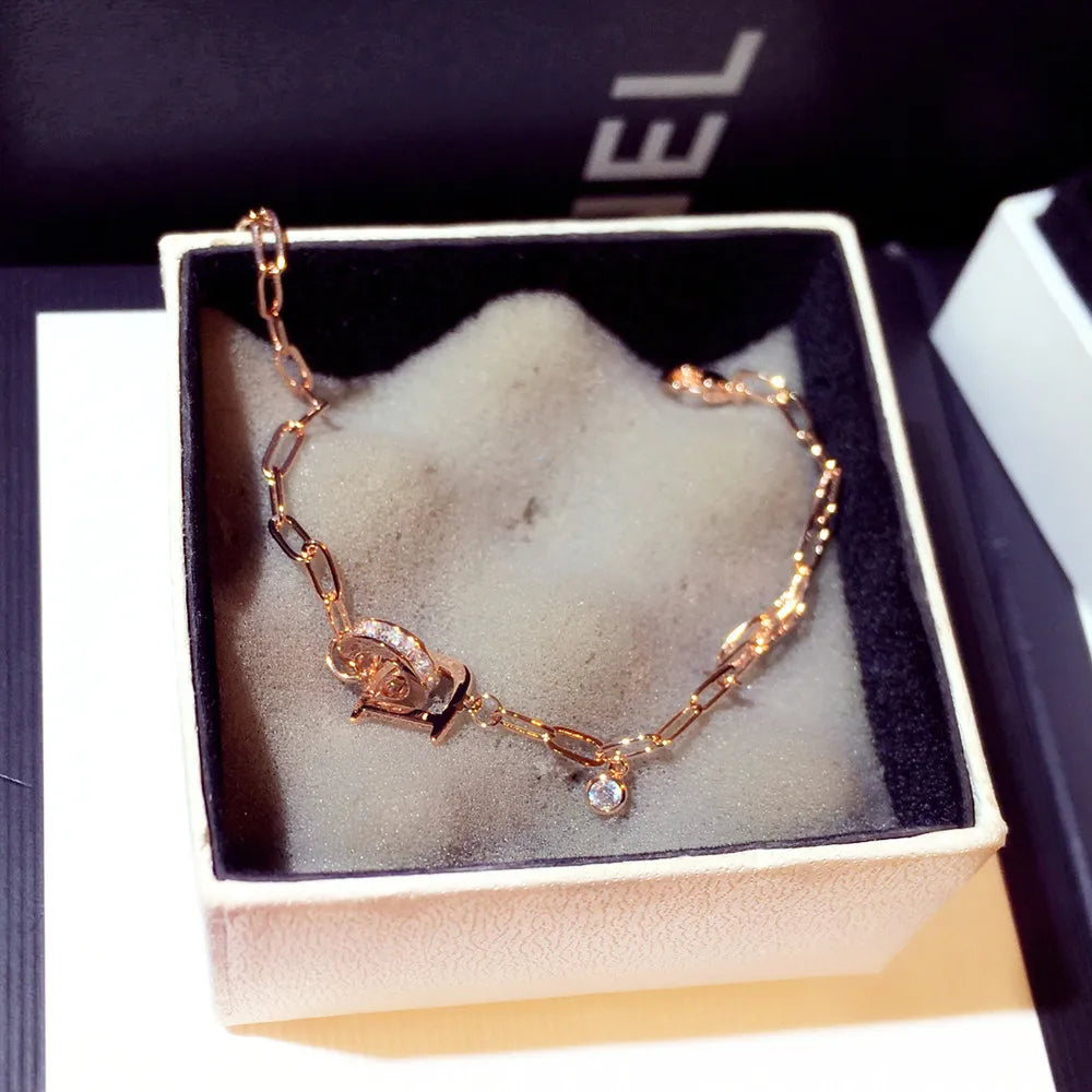 Korean Fashion Exquisite Luxury Lady Bracelets Buckle AAA Top Quality Bangles Shine Women Trend Charm Jewelry Romantic Pendant