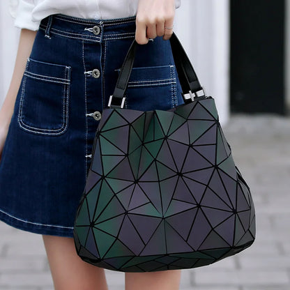 Ladies Luminous Bag Geometric Bags for Women 2024 Quilted Shoulder Bags Laser Plain Folding Female Handbags Bolsa Feminina