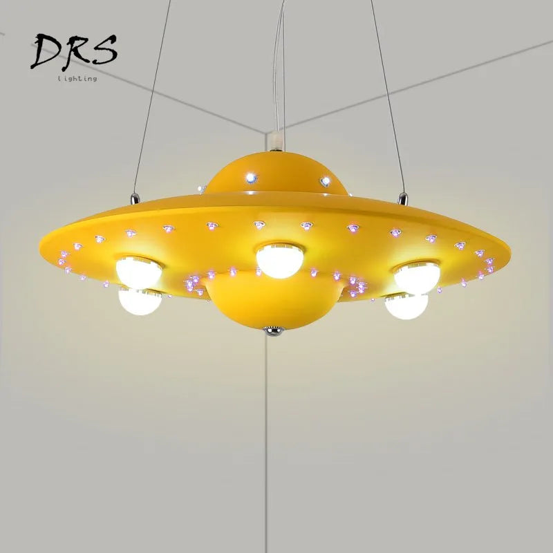 Colorful UFO Flying Saucers Chandelier Nordic Creative Boys Girls Kids Rooms Hanglamp Lights Bedrooms Mak Long Restaurant Lustre