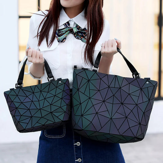 Ladies Luminous Bag Geometric Bags for Women 2024 Quilted Shoulder Bags Laser Plain Folding Female Handbags Bolsa Feminina
