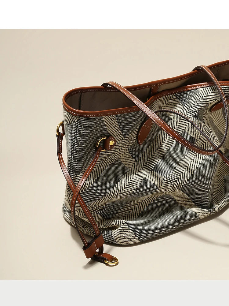 Elegant Ladies Durable Canvas Beach Tote Bag 2026 Shopper Big Handbags and Purses For Female Designer Women's Shoulder Bag