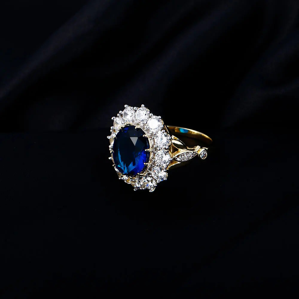 Luxury Oval Blue Zircon Ring for Women Sparkling Golden Color Solitaire Finger Rings Romantic Jewelry Wedding Anniversary Gift
