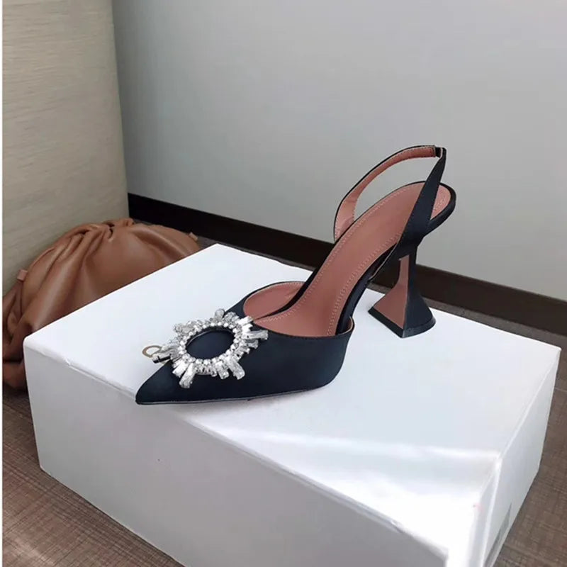 2025 Brand women Pumps luxury Crystal Slingback High heels Summer bride Shoes Comfortable triangle Heeled Party Wedding Shoes