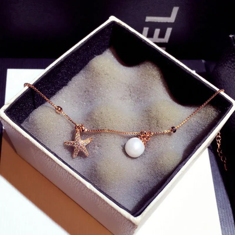 Korean Fashion Exquisite Luxury Lady Bracelets Buckle AAA Top Quality Bangles Shine Women Trend Charm Jewelry Romantic Pendant