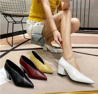 Sandals Luxury Brand Sexy Dress Shoes Elegant Chunky High Heeeled Pumps Sexy Pointed Toe Evening Shoes Women Shoes V Cut Shoes