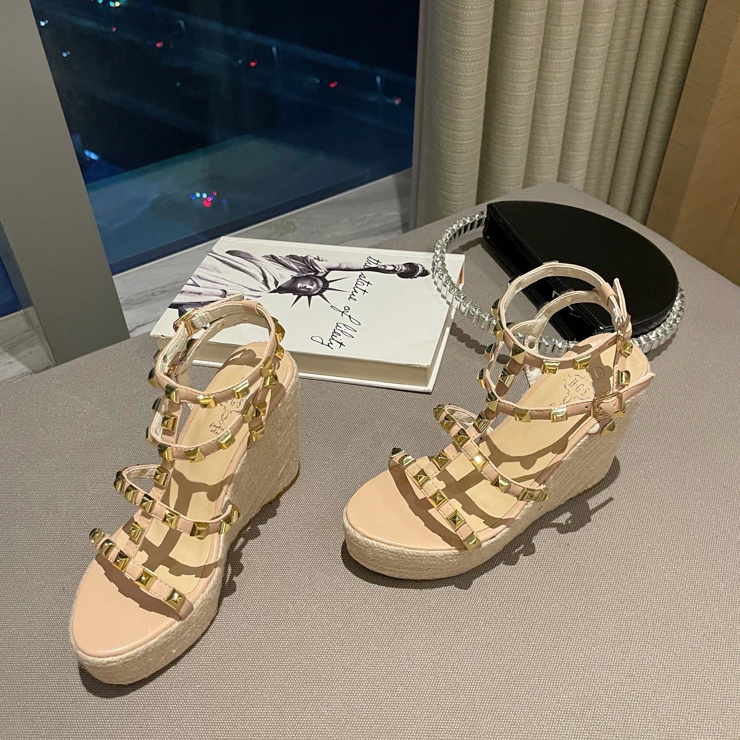 Rivet Wedges Women Sandals Open Toe Ankle Buckle Strap Ladies Platform Wedges Sandals High Heels Roman Rattan Grass Woven Shoes