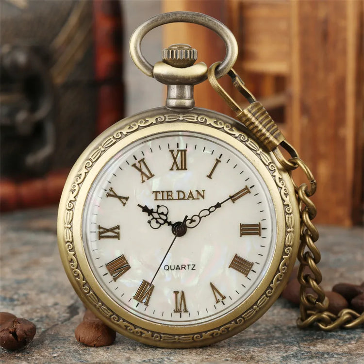 Bronze Retro Roman Numerals Display Quartz Pocket Watch Vintage Pendant Clock for Men Women Fob Sweater Chain / Hanging Chain