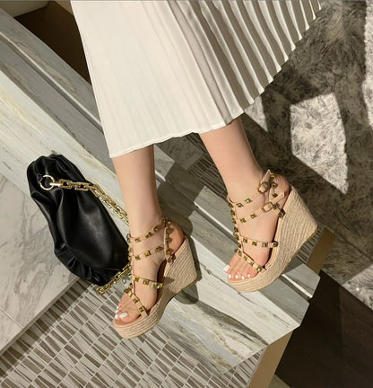 Rivet Wedges Women Sandals Open Toe Ankle Buckle Strap Ladies Platform Wedges Sandals High Heels Roman Rattan Grass Woven Shoes