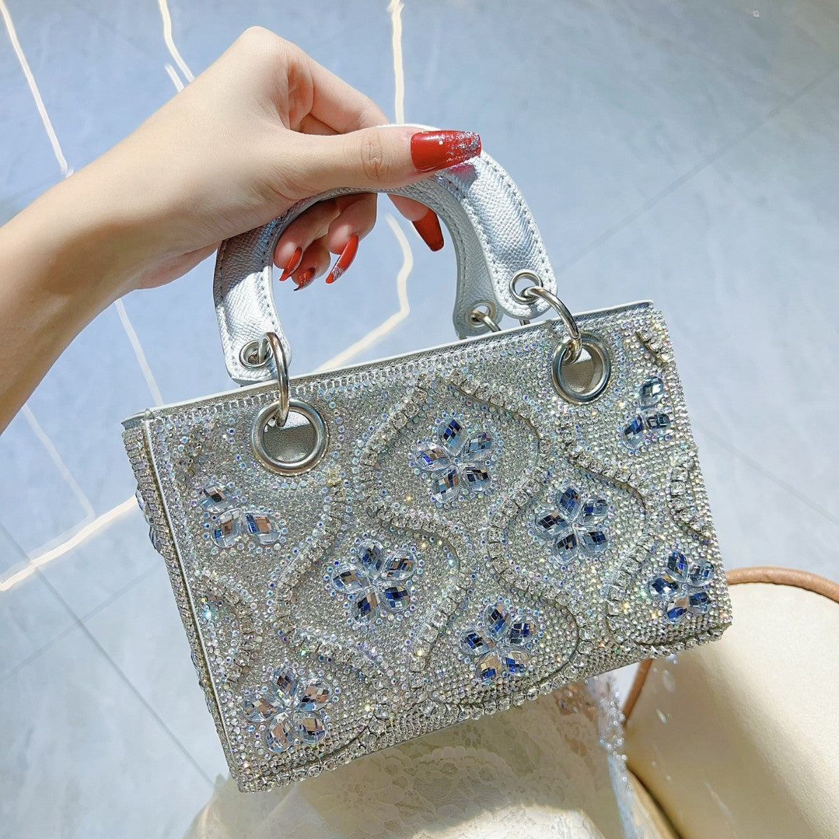 New Cross-border Light Luxury Celebrity Handbag Small Handbag Shoulder Crossbody Evening Bag High-quality Large-capacity Women's Bag