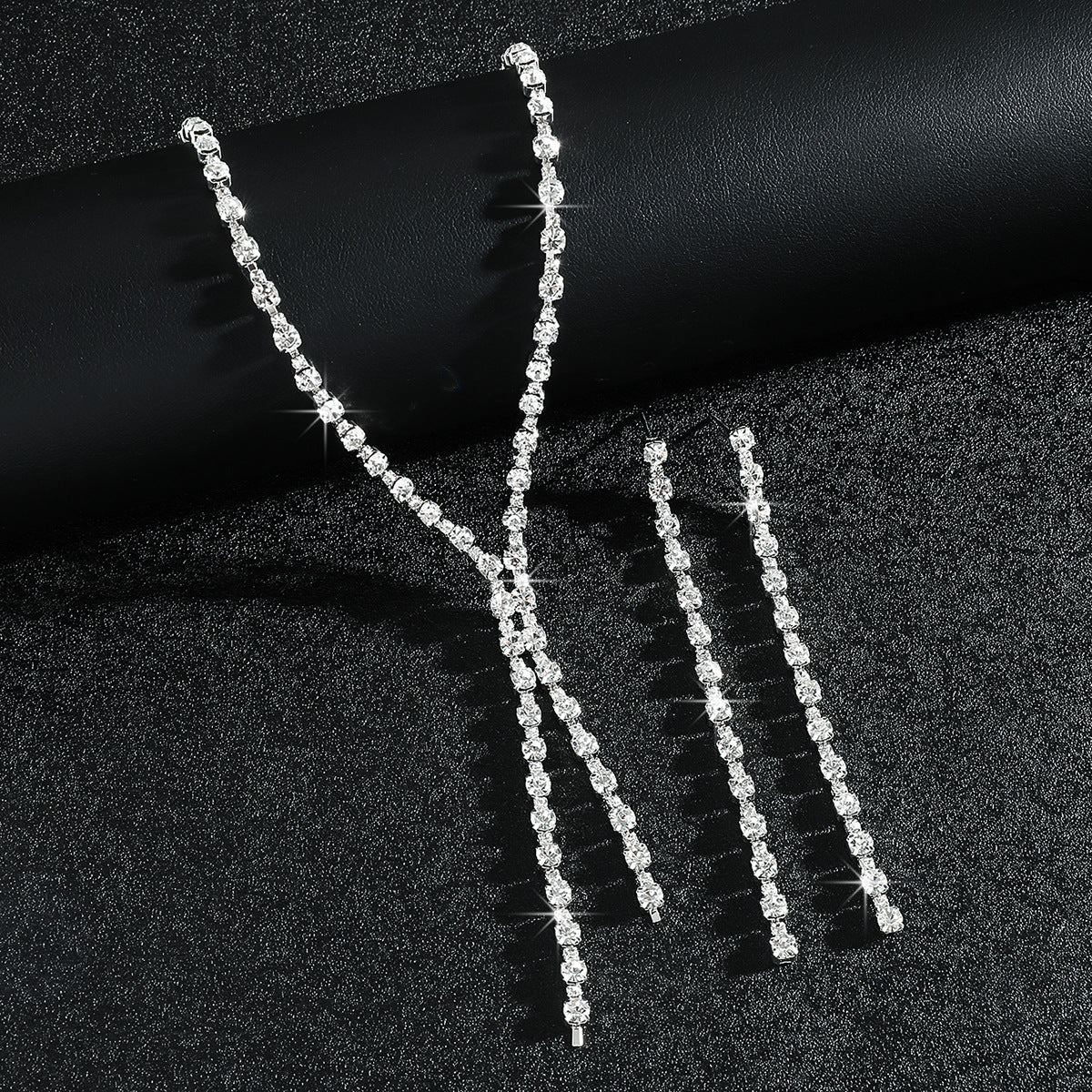 Fashion Popular Jewelry Exquisite Sparkling Rhinestone Tassel Long Necklace Earrings Set Bridal Party Jewelry