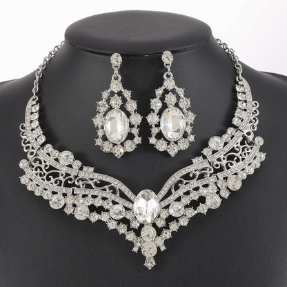 European and American Export Jewelry Bridal Jewelry Accessories Necklace Earrings Set Live Performance Crystal V-Shaped Clavicle Chain for Women