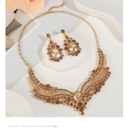 European and American Export Jewelry Bridal Jewelry Accessories Necklace Earrings Set Live Performance Crystal V-Shaped Clavicle Chain for Women
