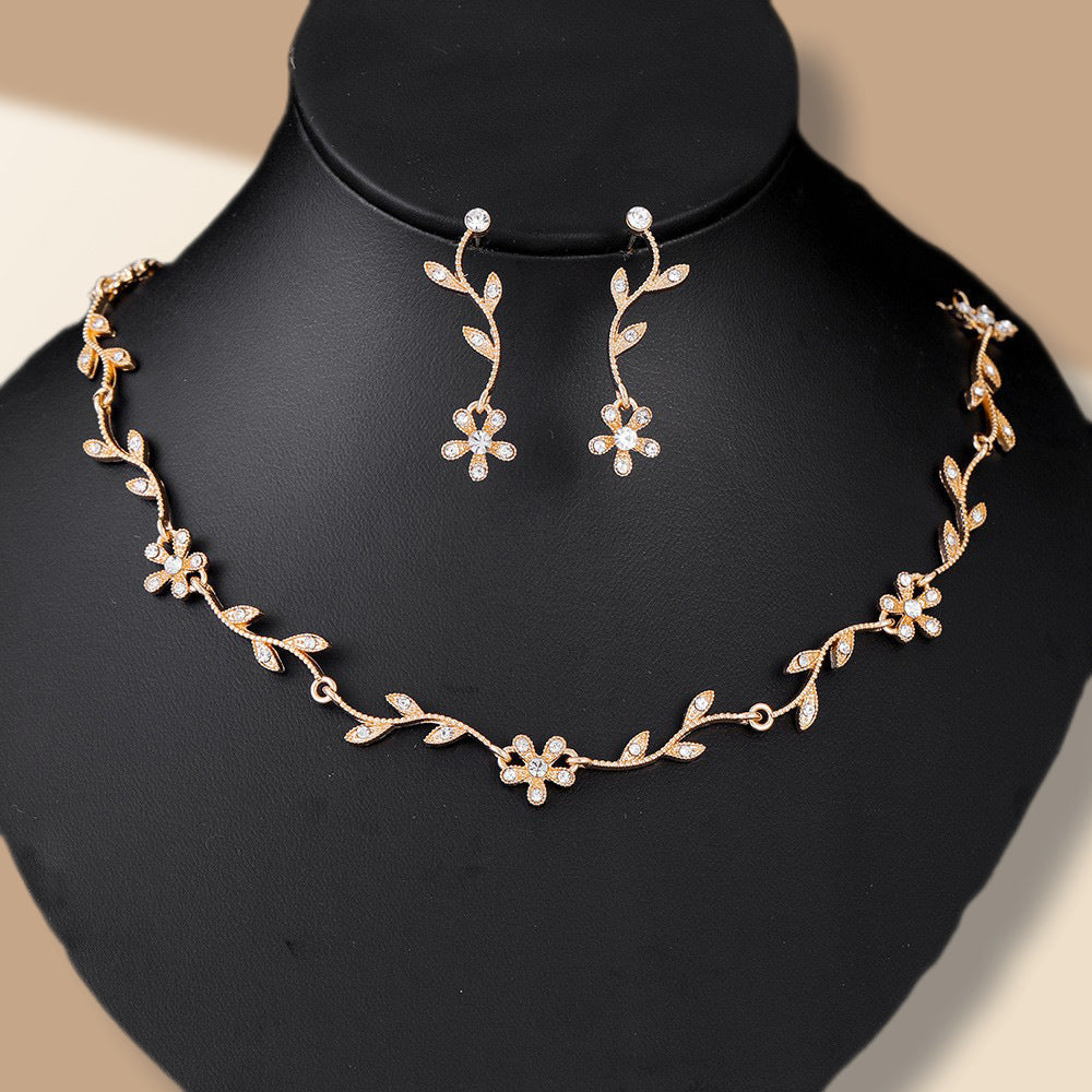 Cross-Border Necklace Earrings Bracelet Jewelry Set Plum Blossom Leaf Shape Bridal Dress Women's High-End Jewelry Set