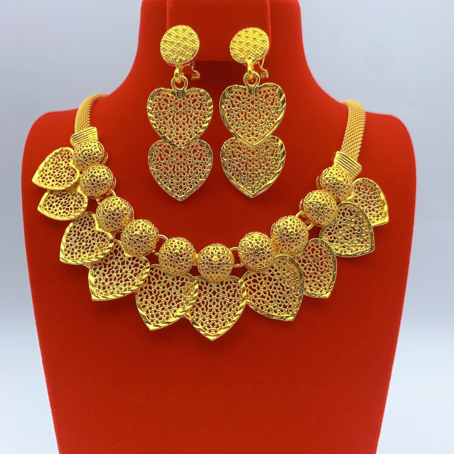 Imitation gold flower necklace earrings suit Dubai India Nigeria brass gold plated women wedding jewelry lot