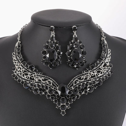 European and American Export Jewelry Bridal Jewelry Accessories Necklace Earrings Set Live Performance Crystal V-Shaped Clavicle Chain for Women