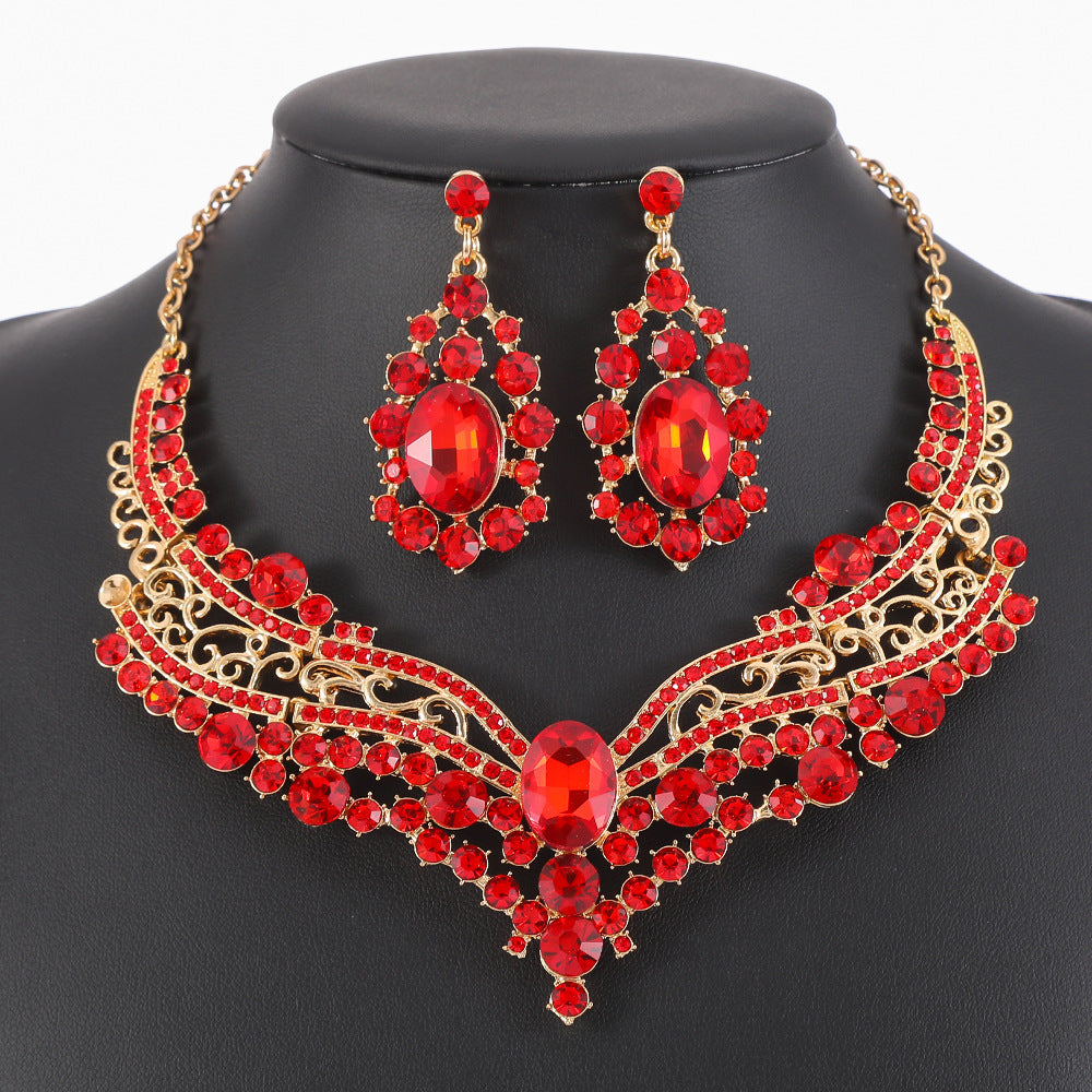 European and American Export Jewelry Bridal Jewelry Accessories Necklace Earrings Set Live Performance Crystal V-Shaped Clavicle Chain for Women