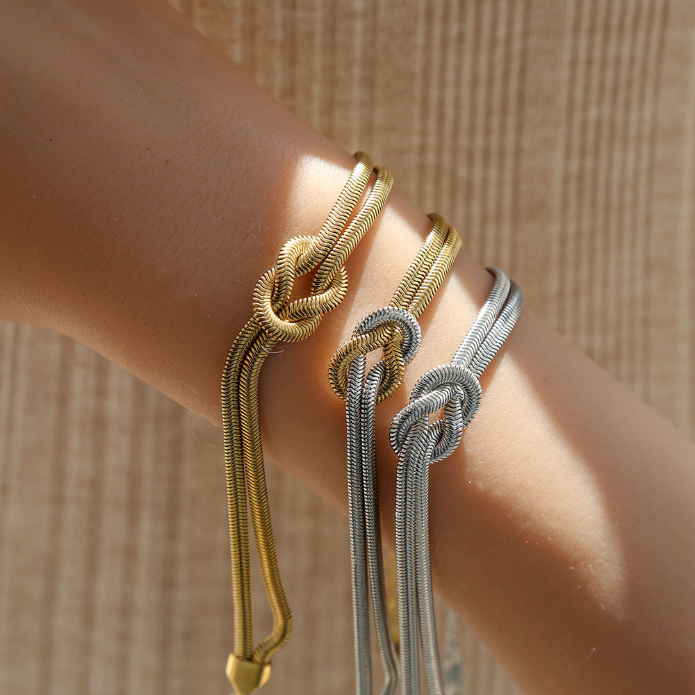 European and American Cross-Border Jewelry Twist Bracelet Niche Design Winding Snake Bone Chain Bracelet Simple Buckle Knot