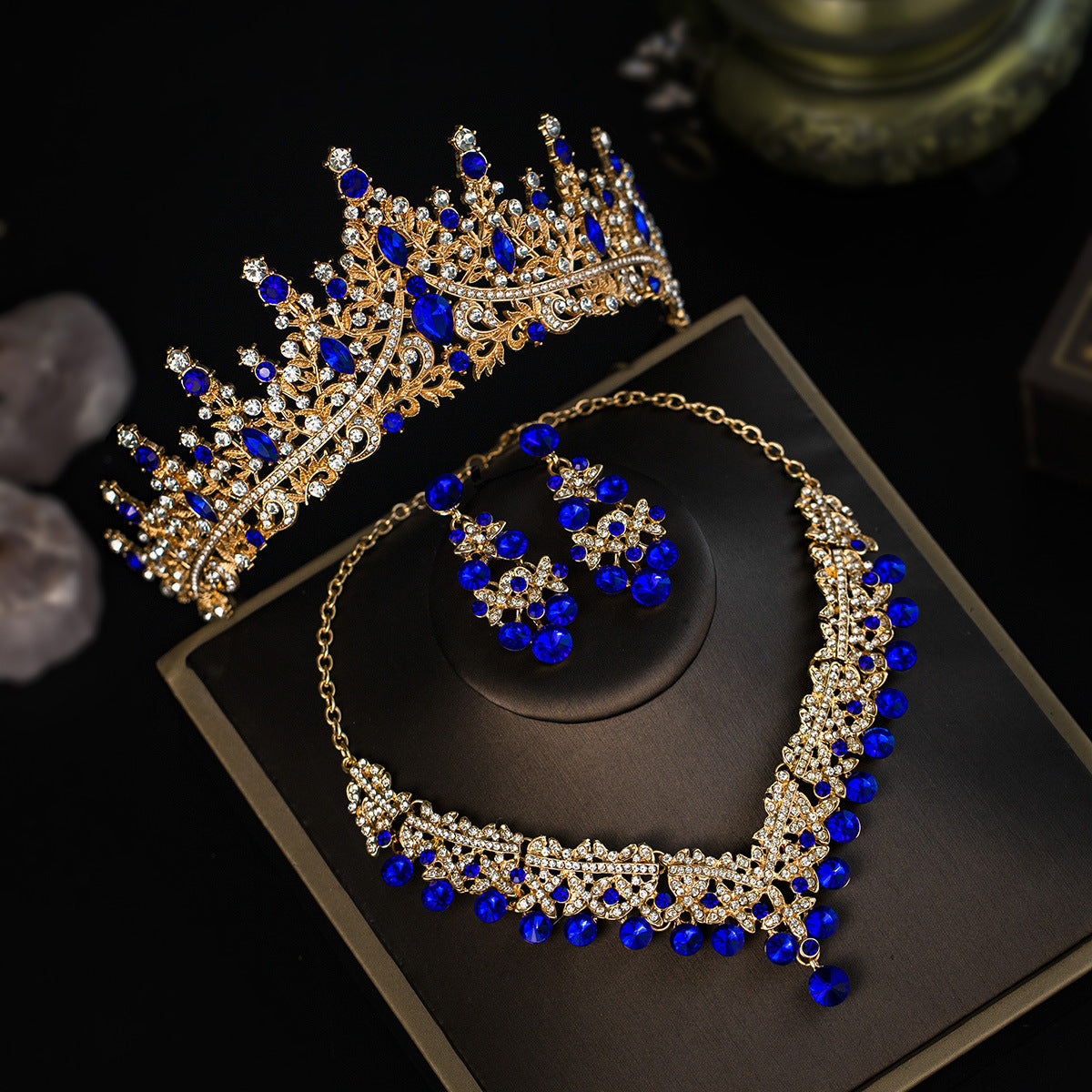 European and American Bride Jewelry Three-piece Suit High-class Dance Wedding Jewelry Alloy Diamond Crown Necklace Earrings suit