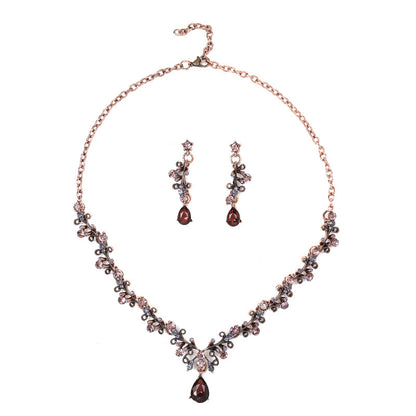 European and American Foreign Trade Jewelry Retro Jewelry Set Gemstone Necklace Clavicle Chain Cross-Border Female Leaf Water Drop Spot Straight Hair