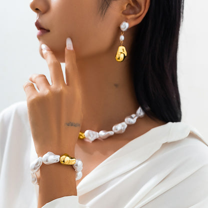 European and American Cross-border Jewelry French Retro Imitation Pearl Baroque Necklace Simple Beaded Pendant Tassel Clavicle Chain