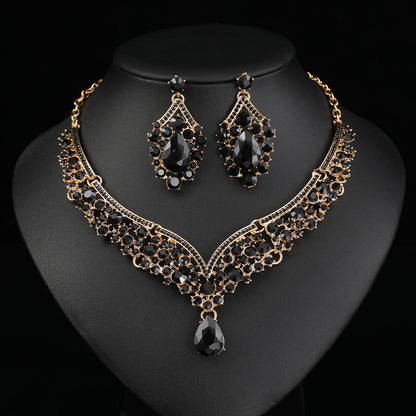 Cross-border foreign trade retro jewelry exaggerated necklace suit luxury crystal jewelry banquet dress accessories manufacturers direct supply