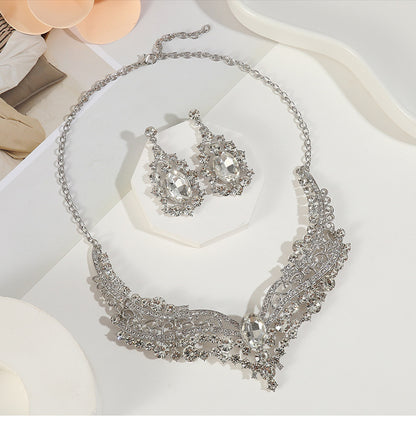 European and American Export Jewelry Bridal Jewelry Accessories Necklace Earrings Set Live Performance Crystal V-Shaped Clavicle Chain for Women