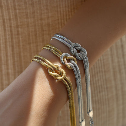 European and American Cross-Border Jewelry Twist Bracelet Niche Design Winding Snake Bone Chain Bracelet Simple Buckle Knot