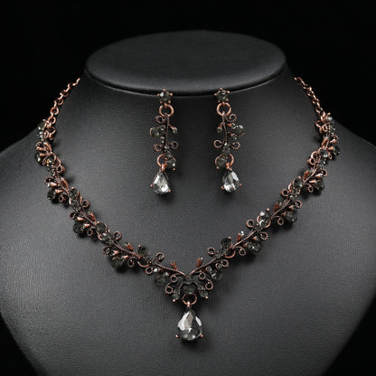 European and American Foreign Trade Jewelry Retro Jewelry Set Gemstone Necklace Clavicle Chain Cross-Border Female Leaf Water Drop Spot Straight Hair