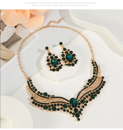 European and American Export Jewelry Bridal Jewelry Accessories Necklace Earrings Set Live Performance Crystal V-Shaped Clavicle Chain for Women