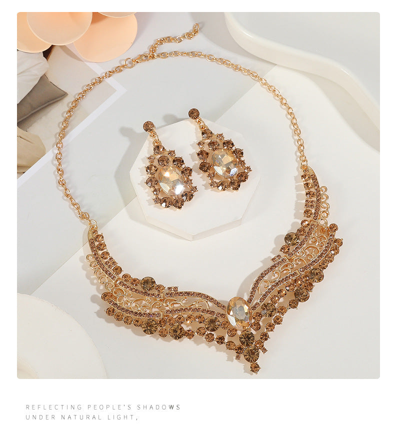 European and American Export Jewelry Bridal Jewelry Accessories Necklace Earrings Set Live Performance Crystal V-Shaped Clavicle Chain for Women
