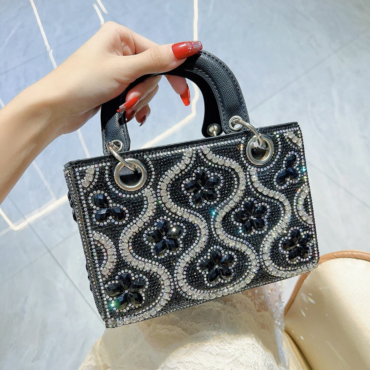 New Cross-border Light Luxury Celebrity Handbag Small Handbag Shoulder Crossbody Evening Bag High-quality Large-capacity Women's Bag