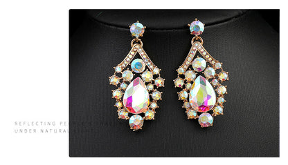 Cross-border foreign trade retro jewelry exaggerated necklace suit luxury crystal jewelry banquet dress accessories manufacturers direct supply
