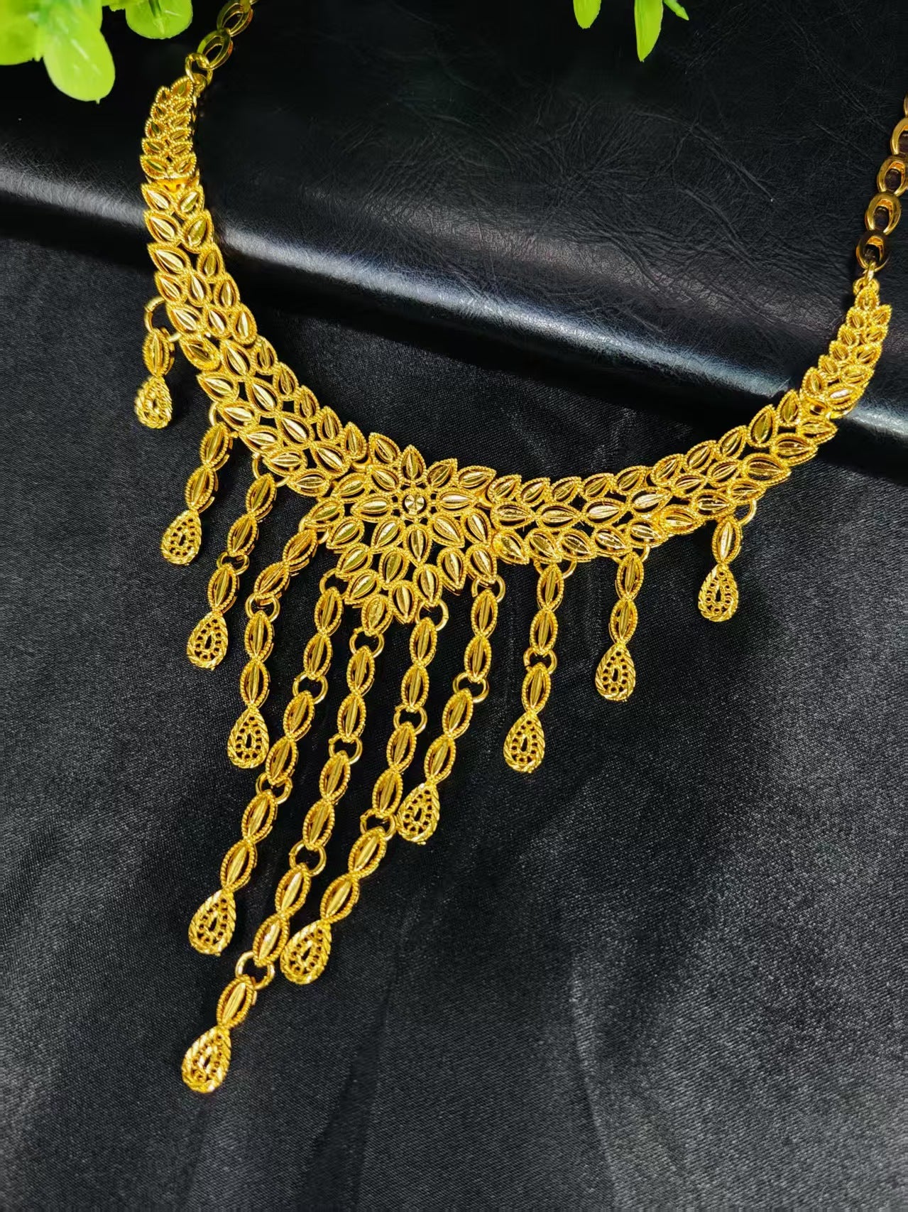 Cross-Border Hot Selling Dubai Luxury 24K Jewelry Necklace Earrings Ring Bracelet Four-Piece Bridal Wedding Tassel Set