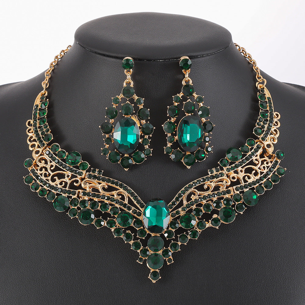 European and American Export Jewelry Bridal Jewelry Accessories Necklace Earrings Set Live Performance Crystal V-Shaped Clavicle Chain for Women