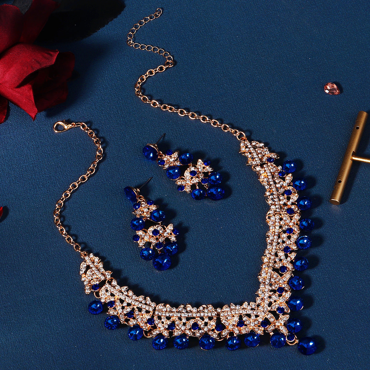 European and American Bride Jewelry Three-piece Suit High-class Dance Wedding Jewelry Alloy Diamond Crown Necklace Earrings suit