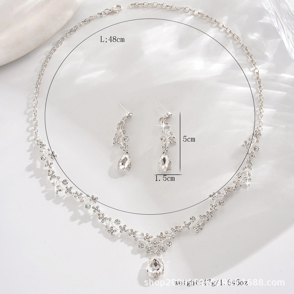 Vintage Light Luxury Crystal Drop Necklace Earrings suit Fashion Elegant Bridal Dress Accessories Necklace Jewelry Goods