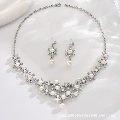 Vintage Light Luxury Crystal Drop Necklace Earrings suit Fashion Elegant Bridal Dress Accessories Necklace Jewelry Goods